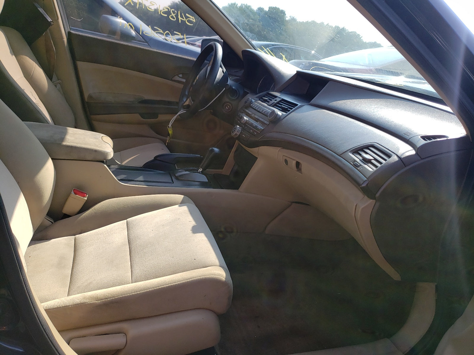 2010 HONDA ACCORD LX - 1HGCP2F31AA173075 — photo 4