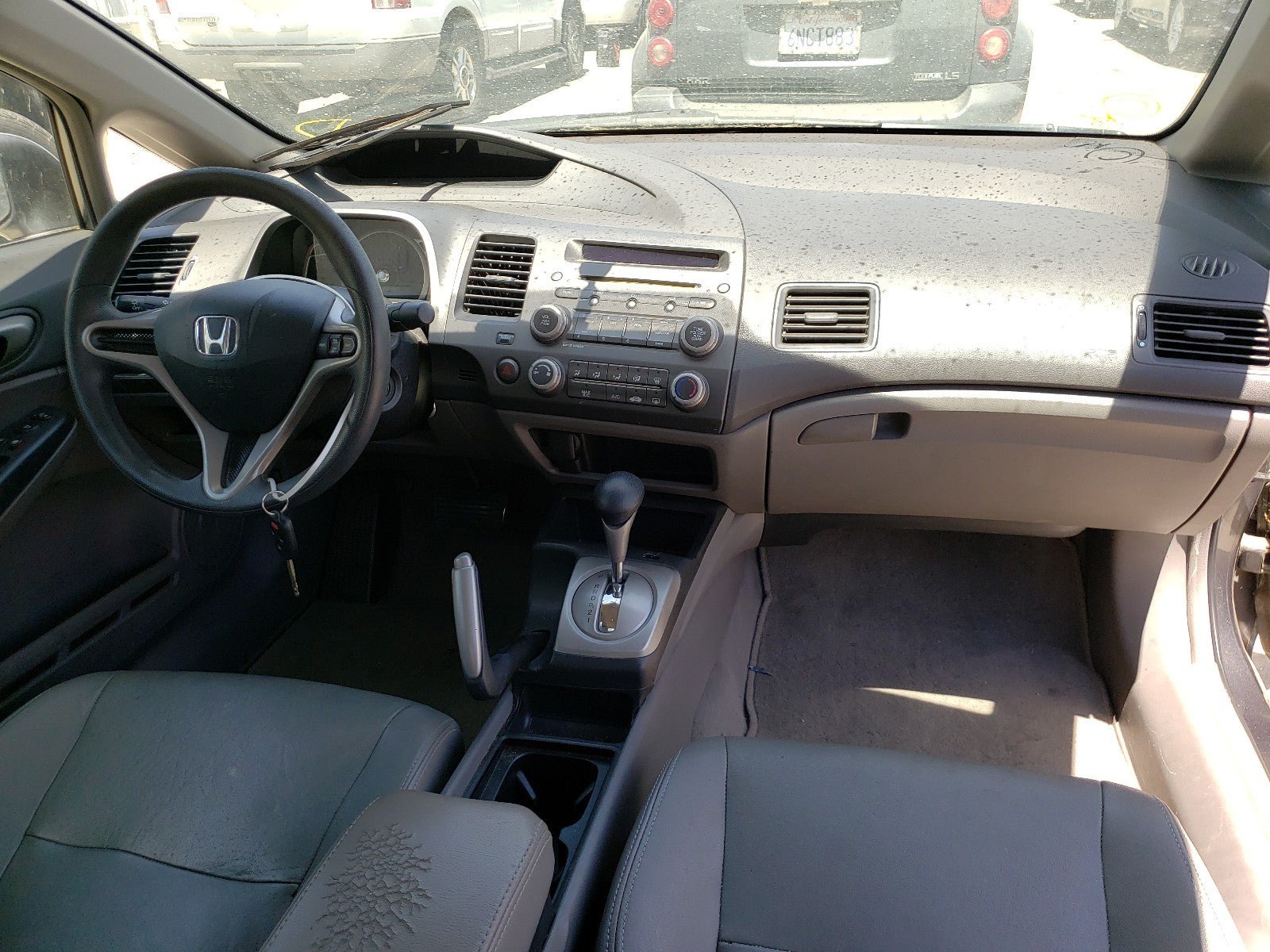 2010 HONDA CIVIC LX - 19XFA1F55AE001895 — photo 9