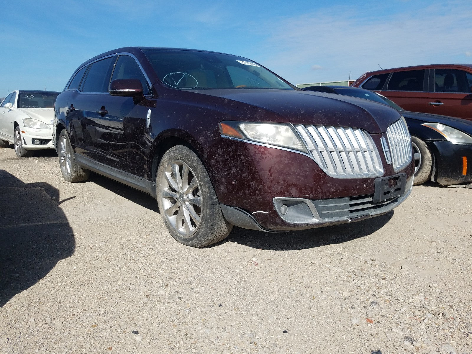 2010 LINCOLN MKT - 2LMHJ5AT9ABJ13970 — photo 1