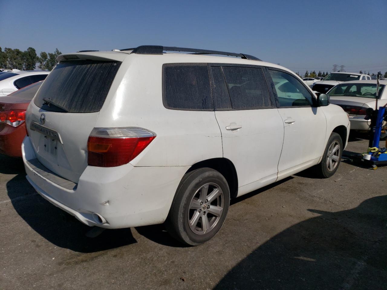 2010 TOYOTA HIGHLANDER - 5TDKK3EH1AS022526 — photo 3