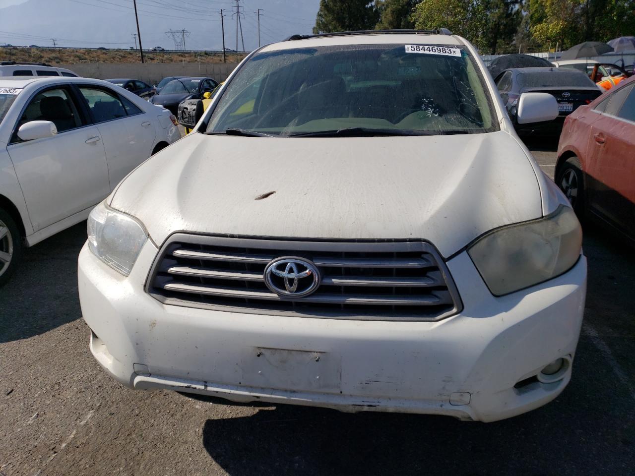 2010 TOYOTA HIGHLANDER - 5TDKK3EH1AS022526 — photo 5