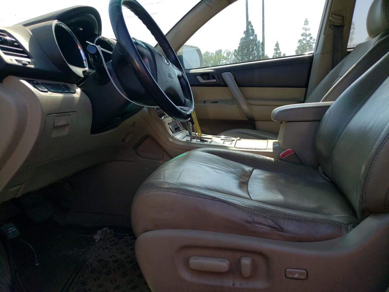 2010 TOYOTA HIGHLANDER - 5TDKK3EH1AS022526 — photo 7