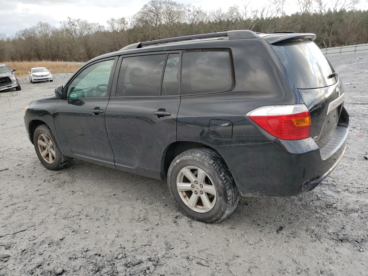 2010 TOYOTA HIGHLANDER - 5TDZA3EH9AS002977 — photo 2