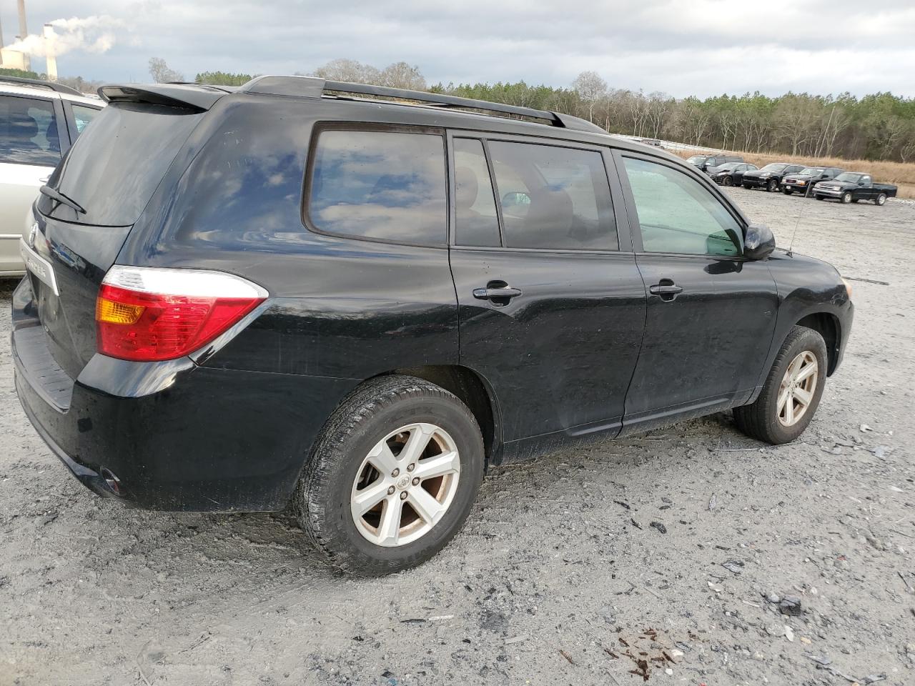 2010 TOYOTA HIGHLANDER - 5TDZA3EH9AS002977 — photo 3