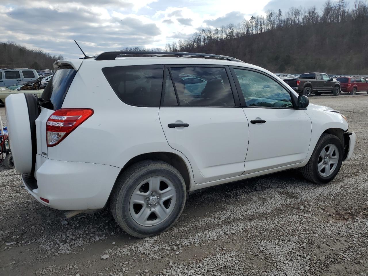 2010 TOYOTA RAV4 - 2T3BF4DVXAW046369 — photo 3