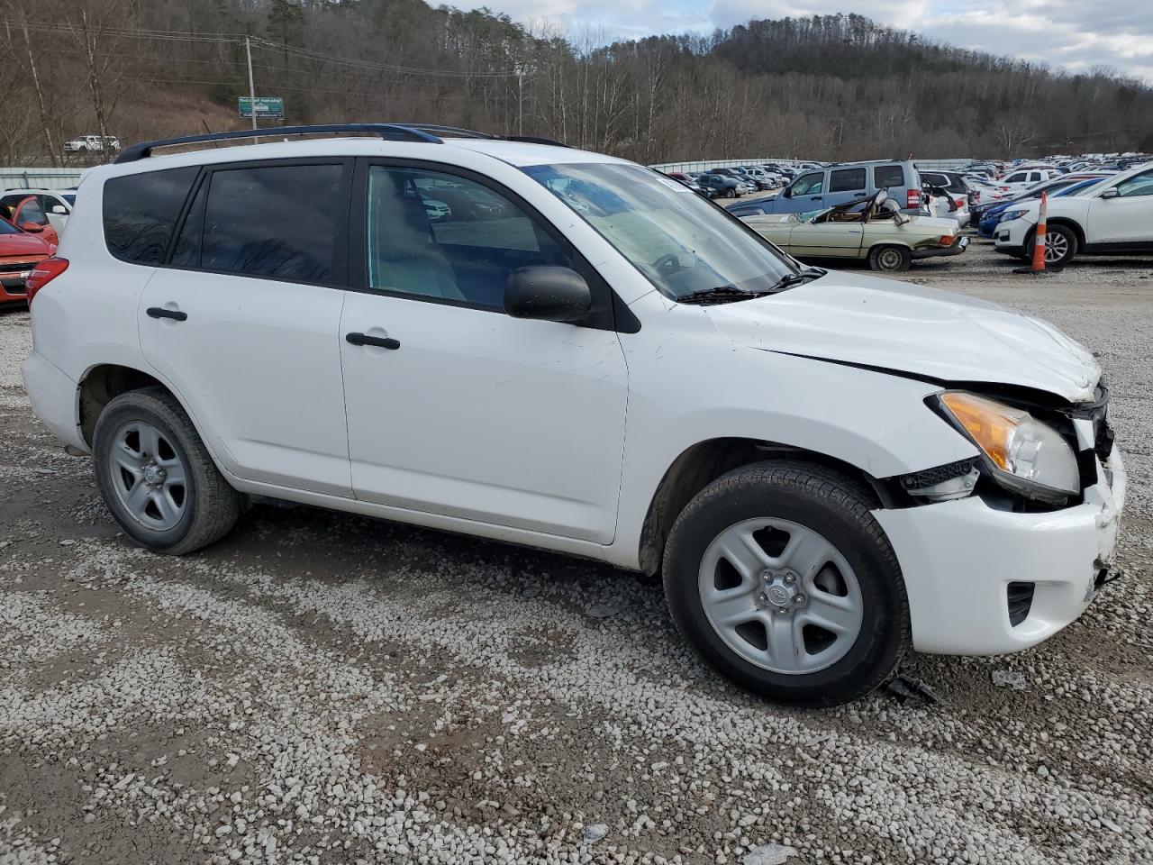 2010 TOYOTA RAV4 - 2T3BF4DVXAW046369 — photo 4