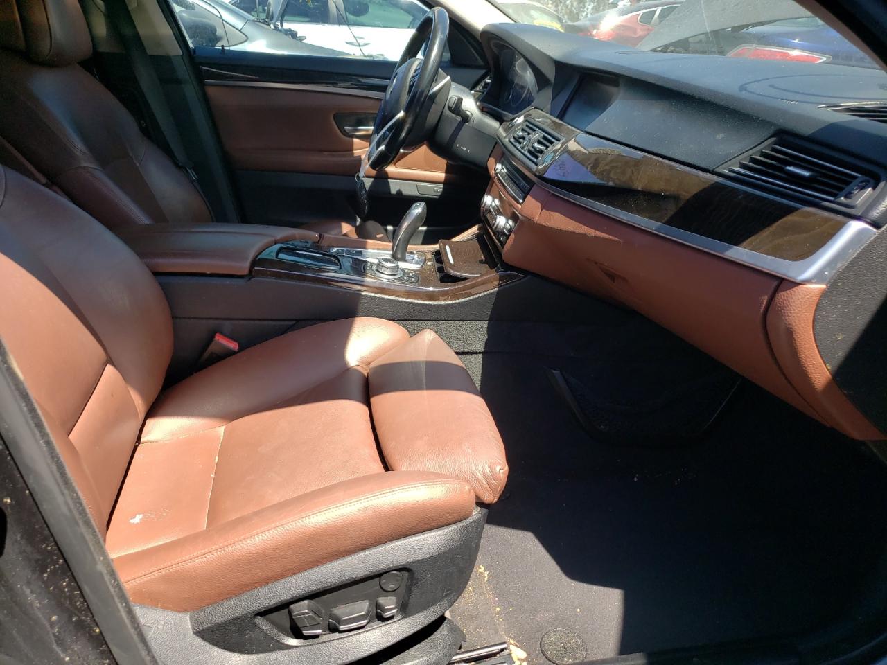 2011 BMW 550 I - WBAFR9C53BC757324 — photo 5