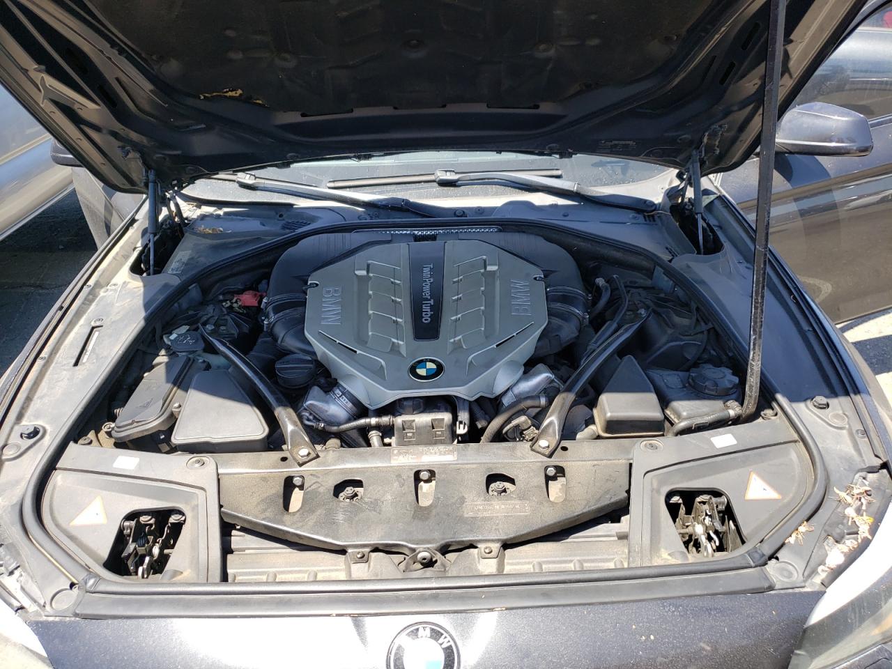 2011 BMW 550 I - WBAFR9C53BC757324 — photo 7