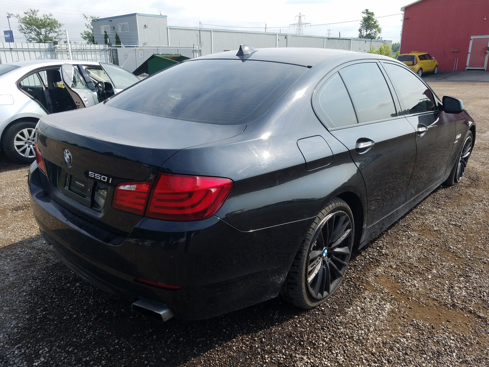 2011 BMW 550 XI - WBAFU9C55BC278059 — photo 4