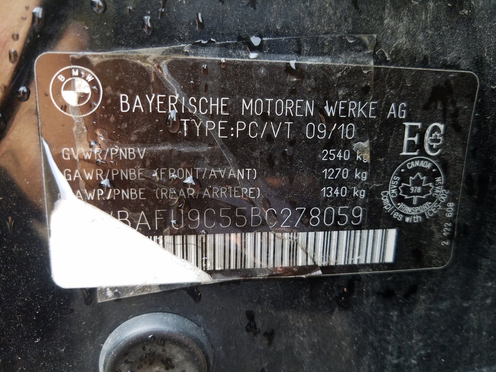 2011 BMW 550 XI - WBAFU9C55BC278059 — photo 9