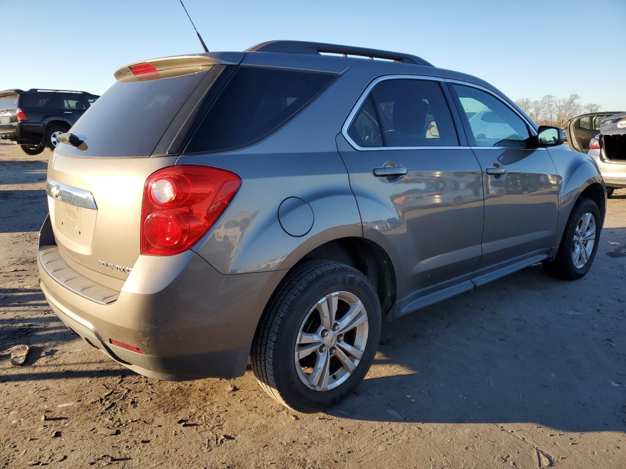 2011 CHEVROLET EQUINOX LT - 2CNALDEC9B6359195 — photo 3