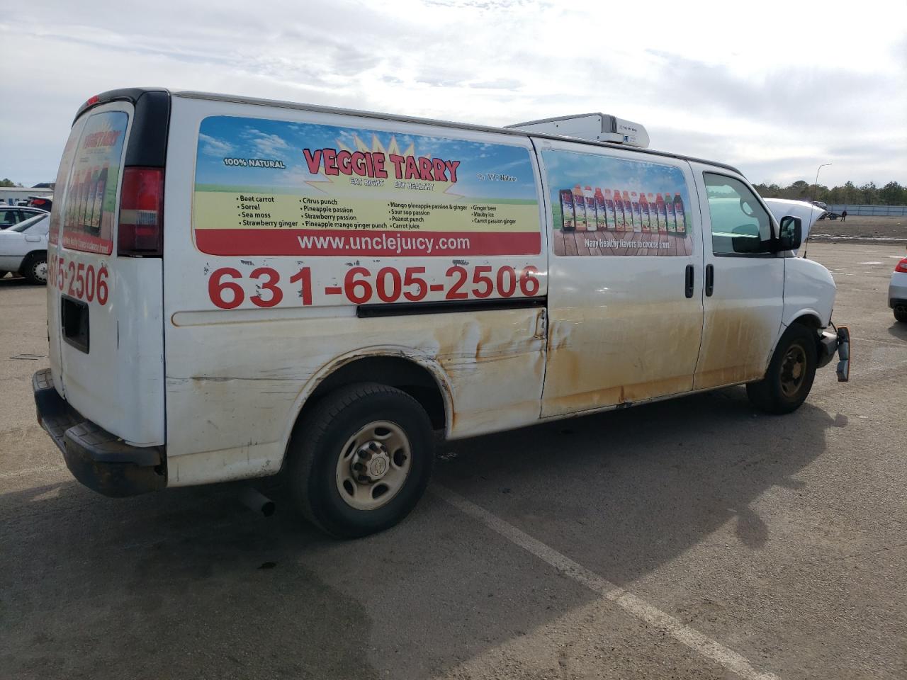 2011 CHEVROLET EXPRESS G2 - 1GCWGGCA8B1189481 — photo 3