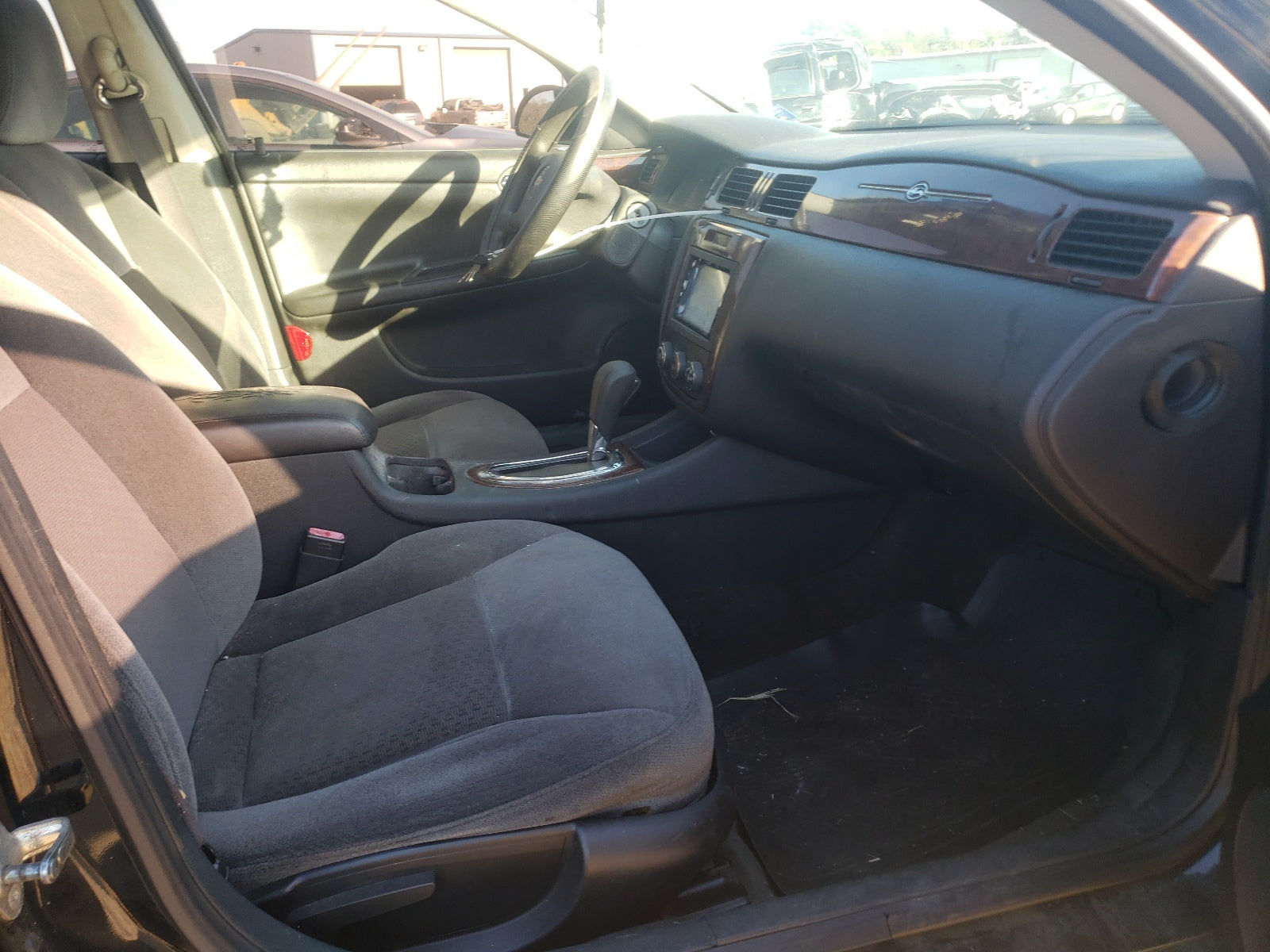 2011 CHEVROLET IMPALA LS - 2G1WF5EK4B1140259 — photo 5