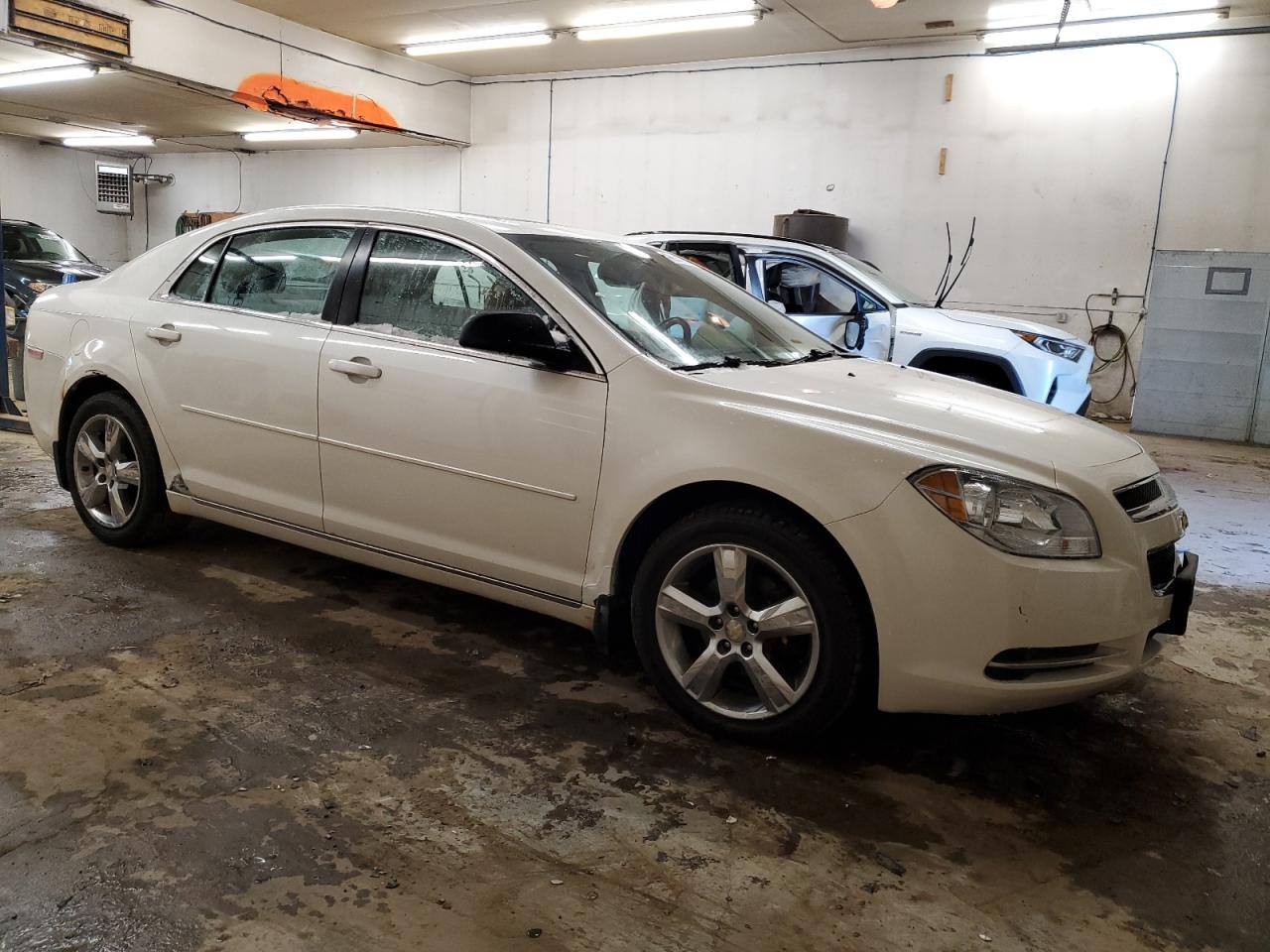 2011 CHEVROLET MALIBU 2LT - 1G1ZD5E1XBF371489 — photo 4
