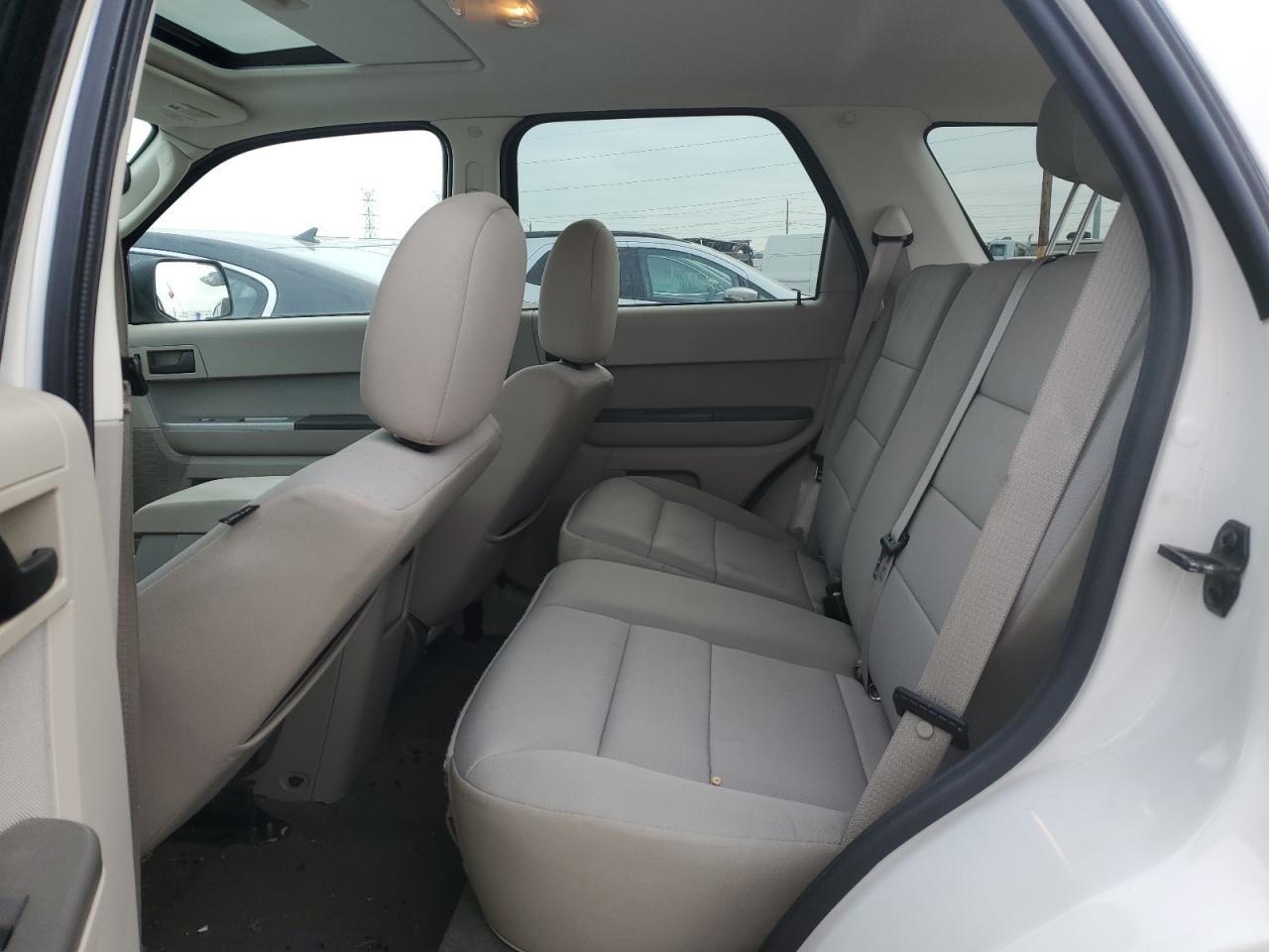 2011 FORD ESCAPE XLT - 1FMCU0D73BKB58702 — photo 10
