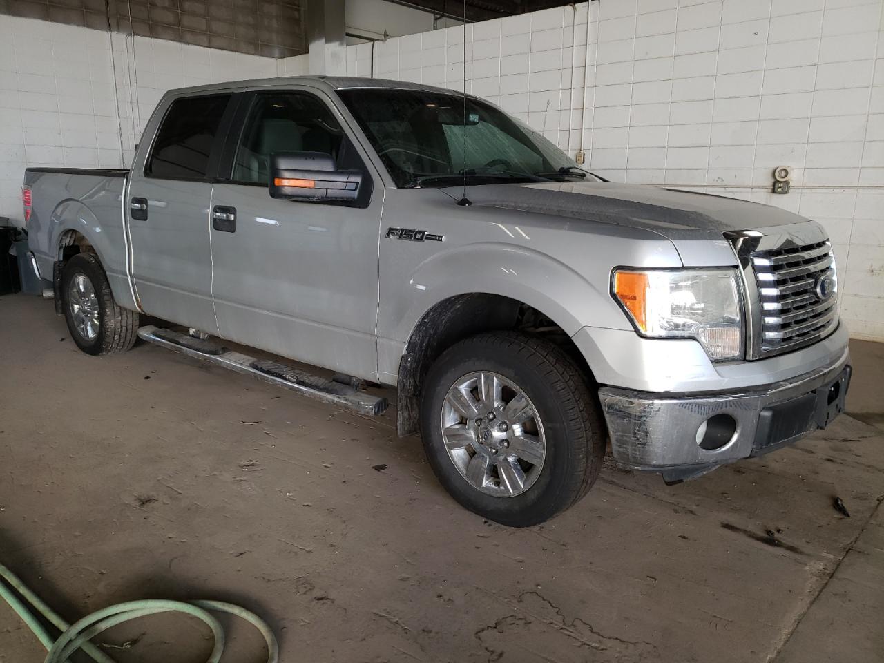 2011 FORD F150 SUPER - 1FTFW1CFXBFA32260 — photo 4