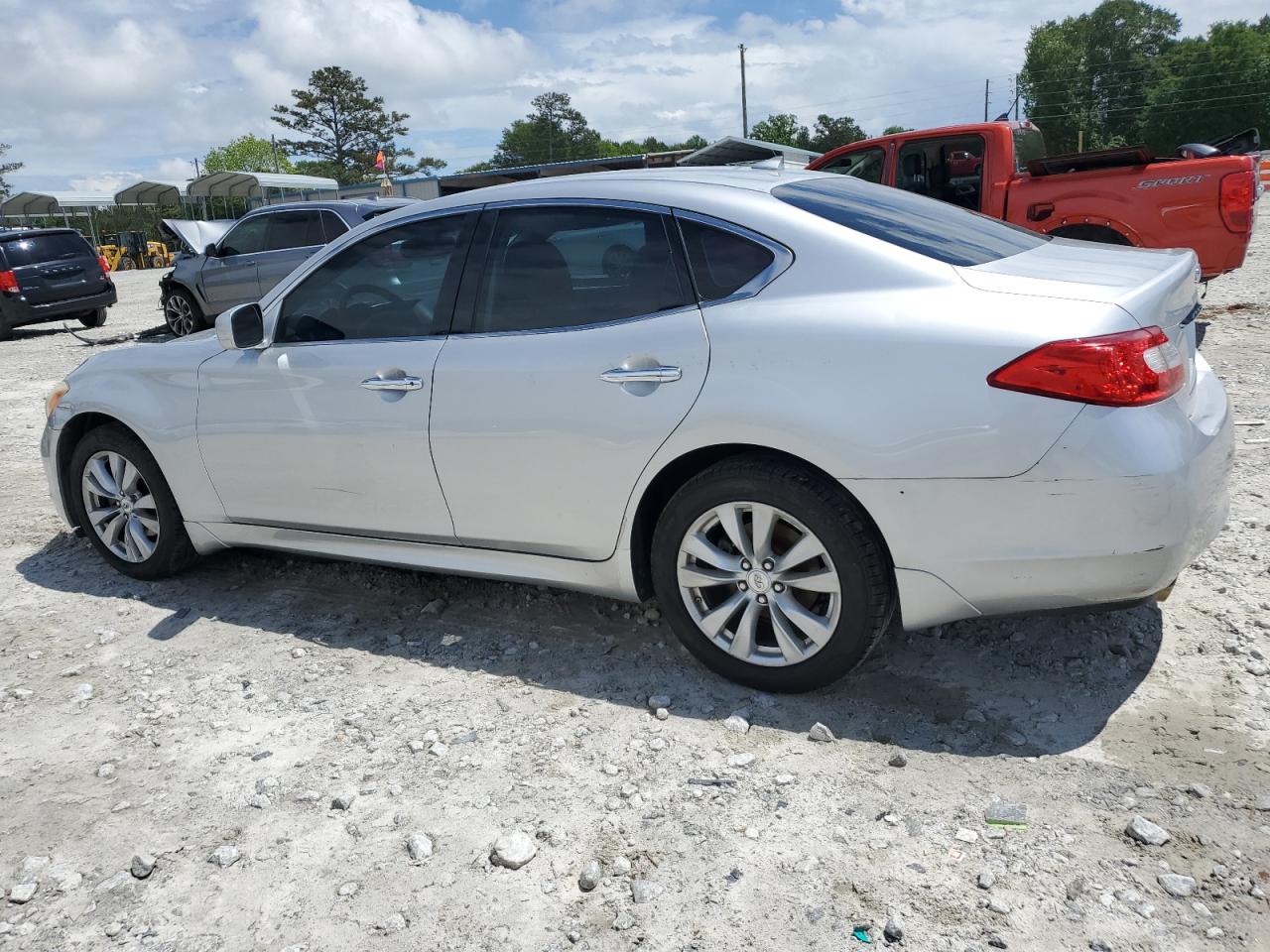 2011 INFINITI M37 X - JN1BY1AR8BM370180 — photo 2