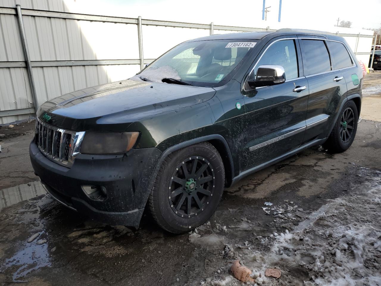 2011 JEEP GRAND CHER - 1J4RR6GT3BC575074 — photo 1