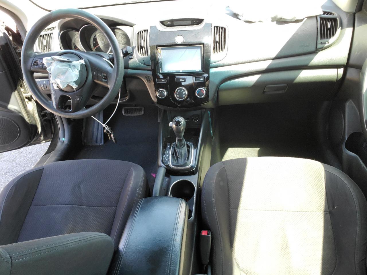 2011 KIA FORTE EX - KNAFU6A20B5431264 — photo 8