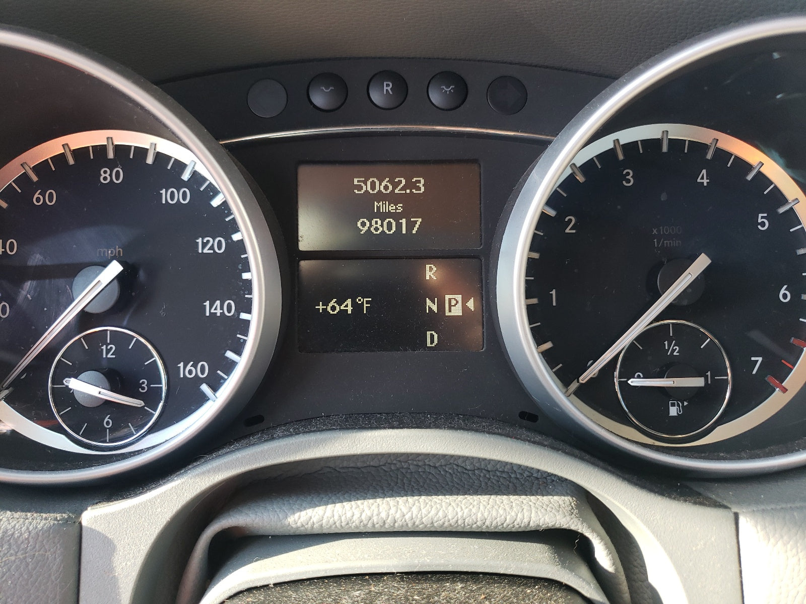 2011 MERCEDES-BENZ GL 450 4MA - 4JGBF7BEXBA704708 — photo 7