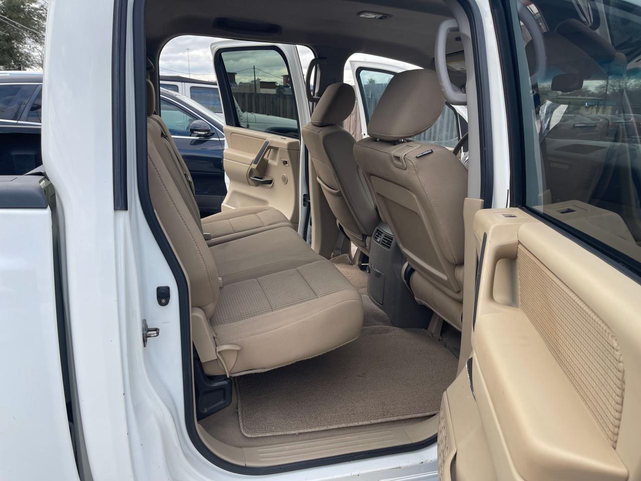 2011 NISSAN TITAN S - 1N6BA0ECXBN307641 — photo 6