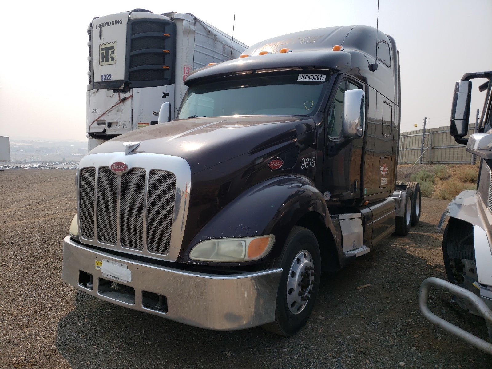 2011 PETERBILT 387 - 1XP7D49X1BD102363 — photo 2