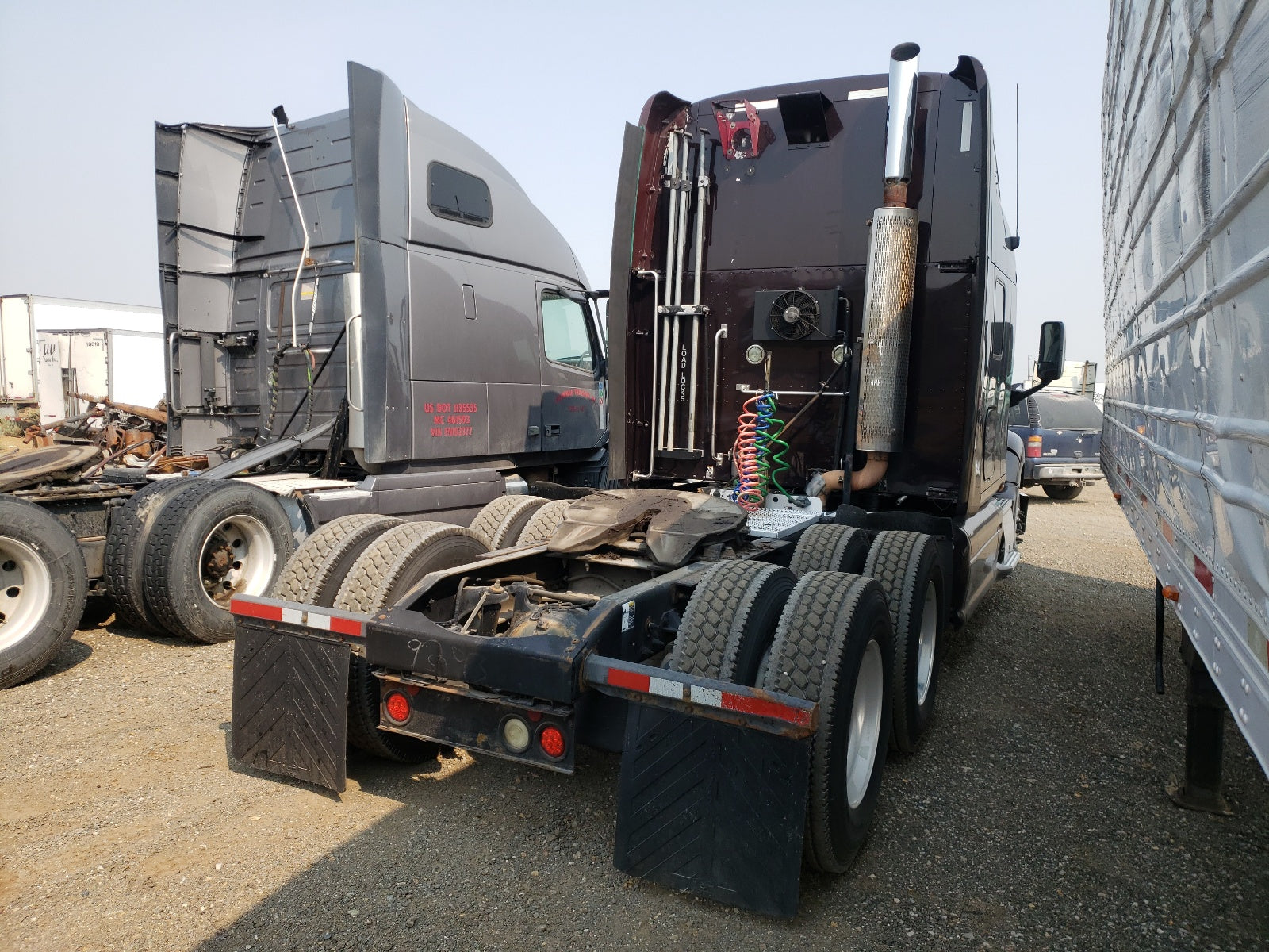 2011 PETERBILT 387 - 1XP7D49X1BD102363 — photo 4