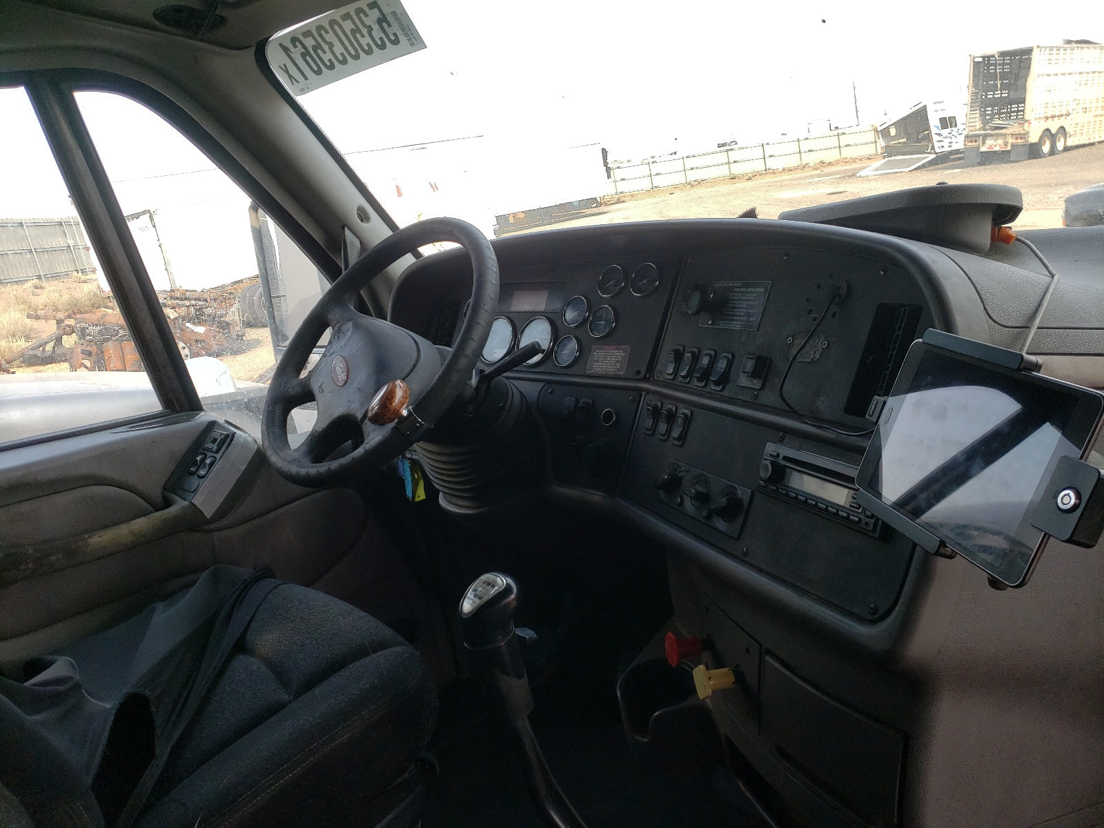 2011 PETERBILT 387 - 1XP7D49X1BD102363 — photo 9