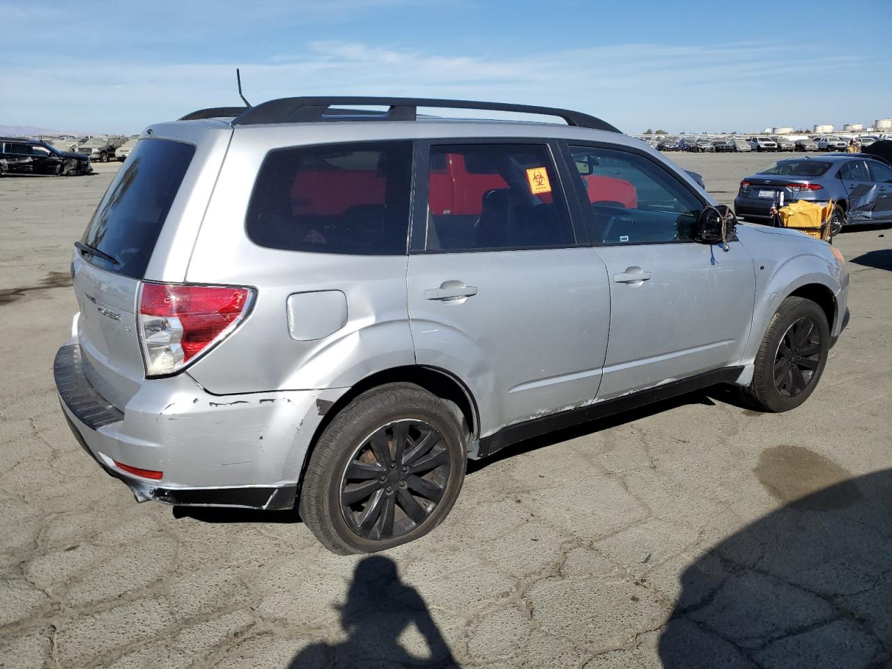 2011 SUBARU FORESTER L - JF2SHAEC4BH706582 — photo 3