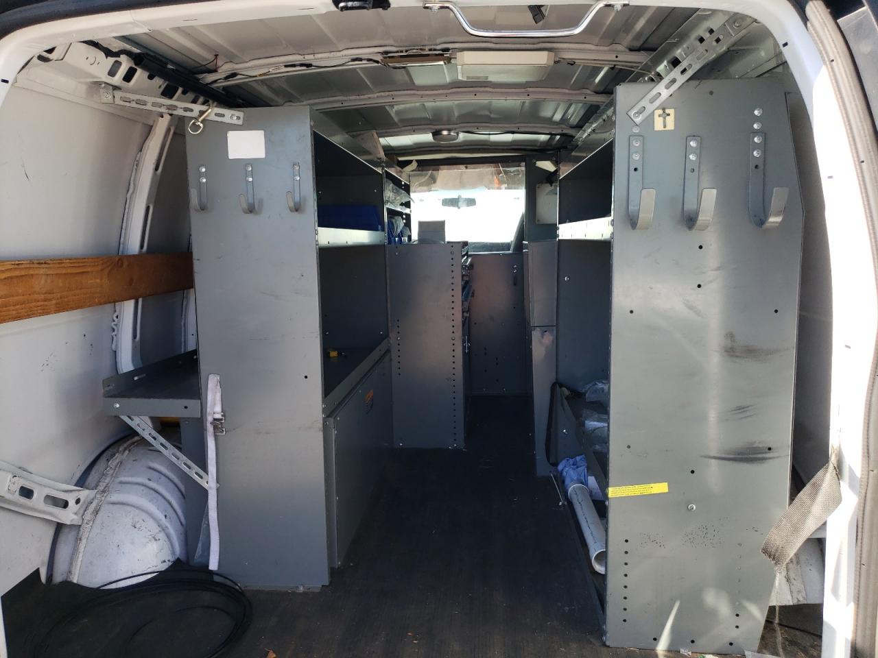 2012 CHEVROLET EXPRESS G2 - 1GCWGFCB1C1122600 — photo 9