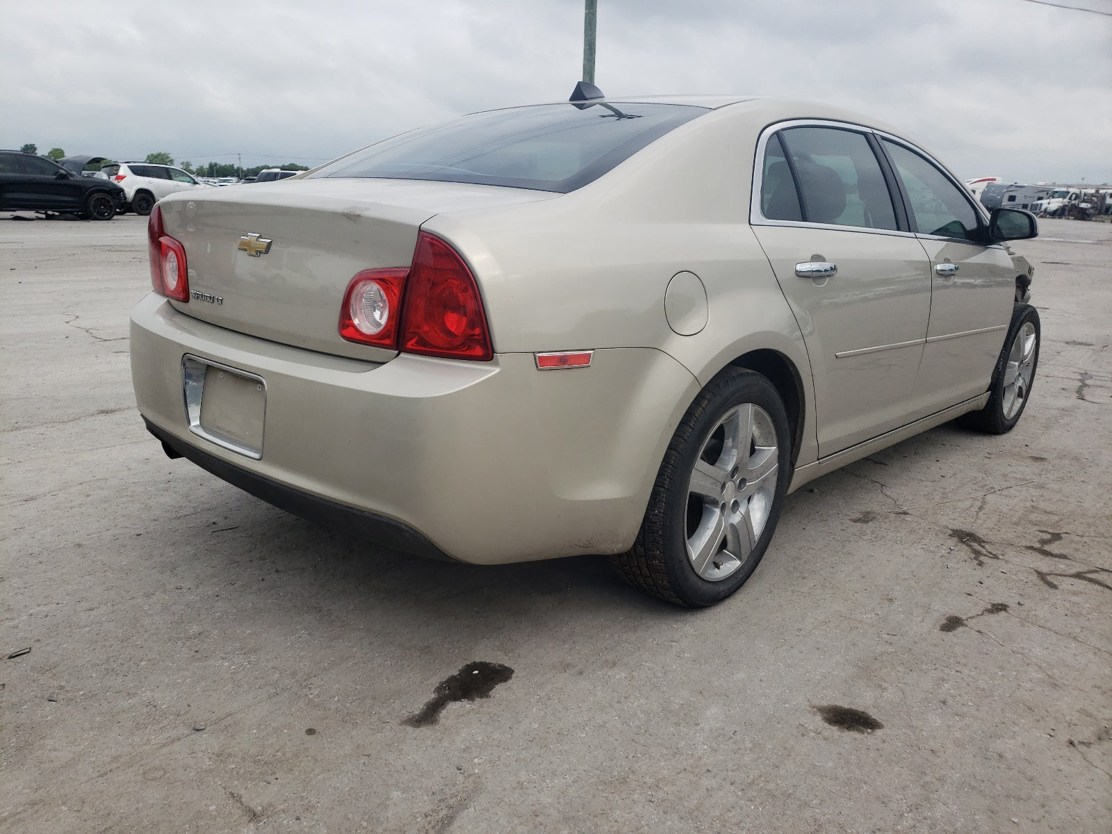 2012 CHEVROLET MALIBU 1LT - 1G1ZC5E08CF307429 — photo 4