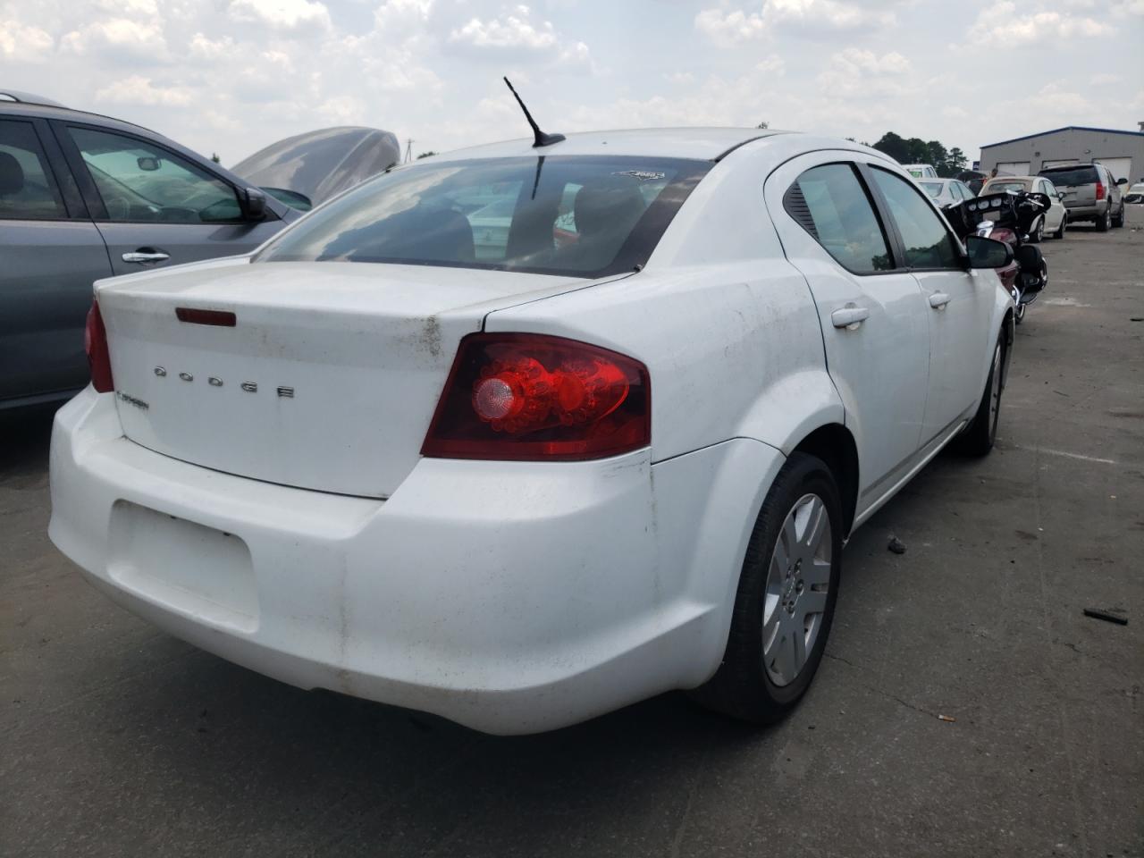 2012 DODGE AVENGER SE - 1C3CDZAB6CN270383 — photo 3