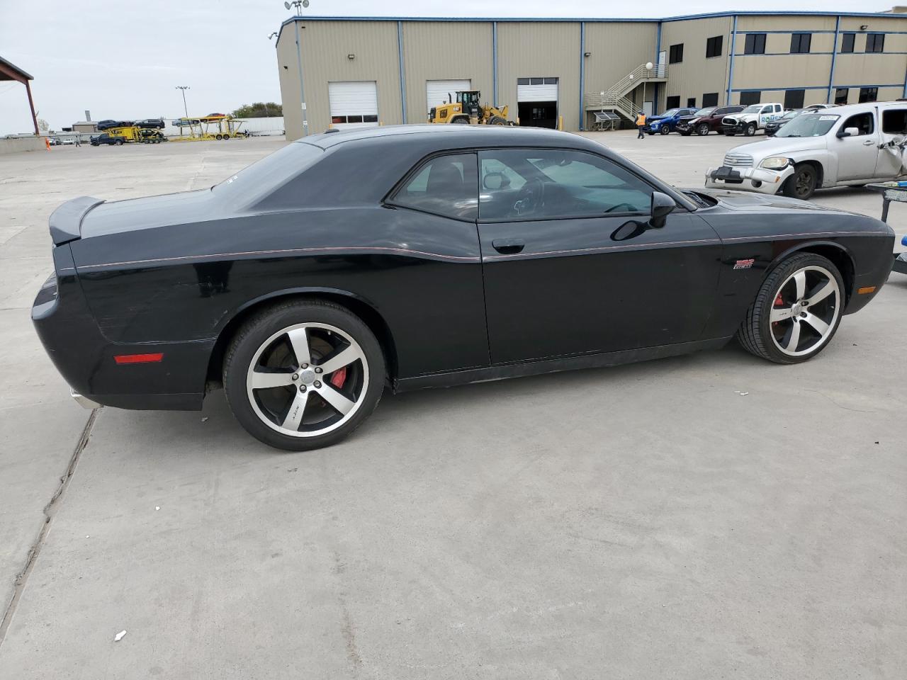 2012 DODGE CHALLENGER - 2C3CDYCJXCH141750 — photo 3