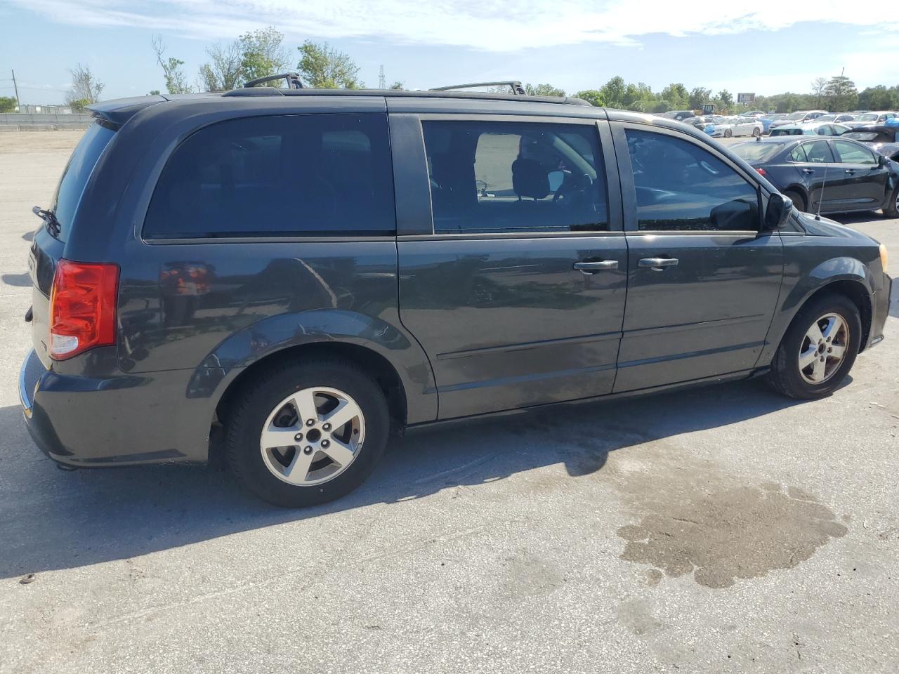 2012 DODGE GRAND CARA - 2C4RDGCG5CR274138 — photo 3