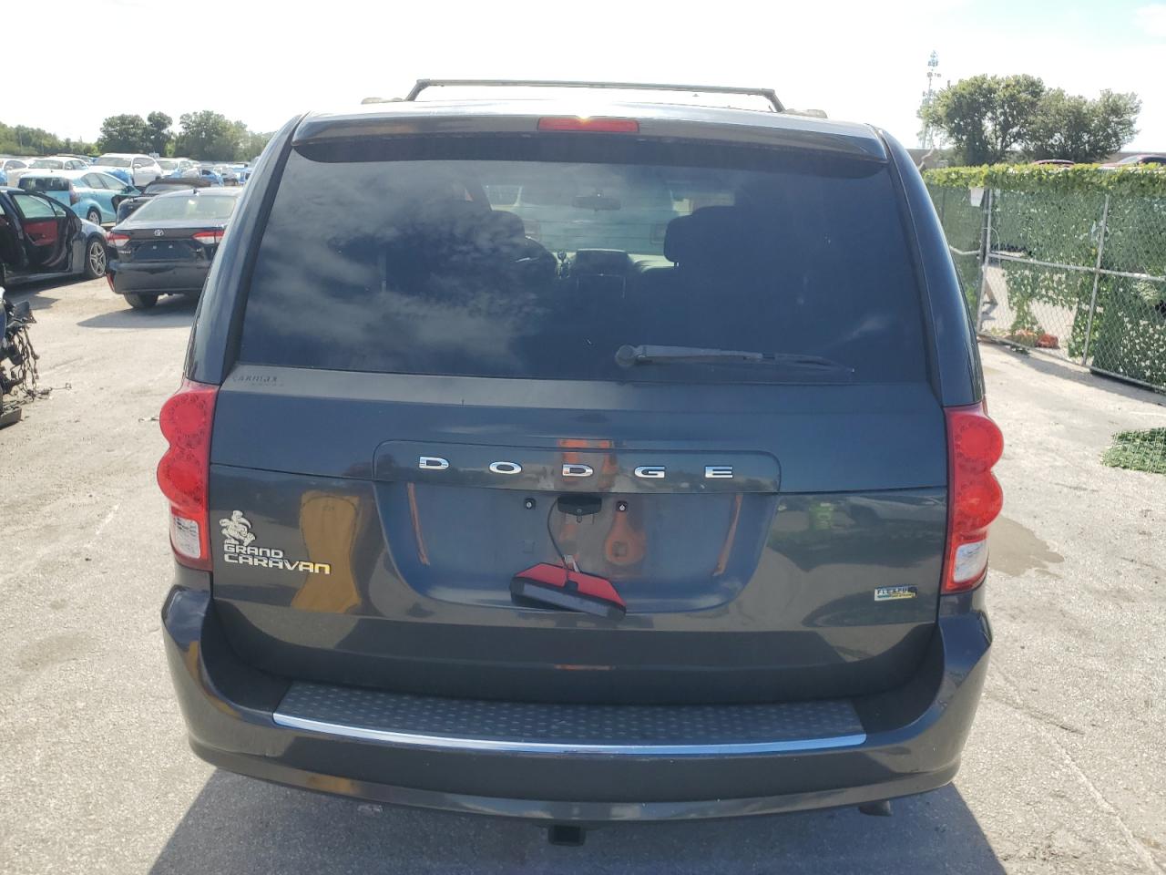 2012 DODGE GRAND CARA - 2C4RDGCG5CR274138 — photo 6