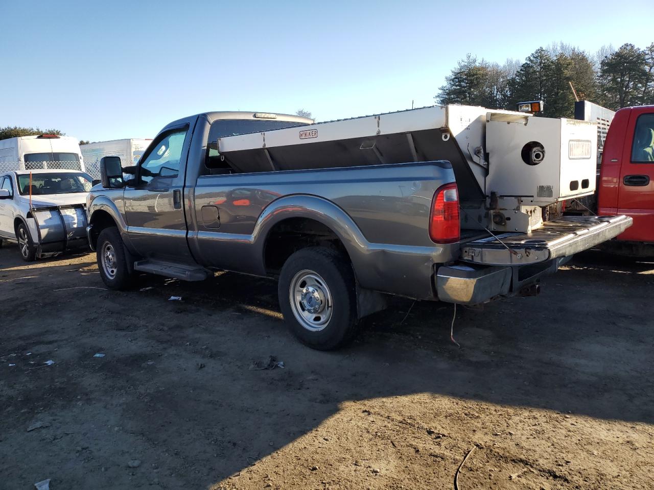 2012 FORD F250 SUPER - 1FTBF2B69CEB56307 — photo 2