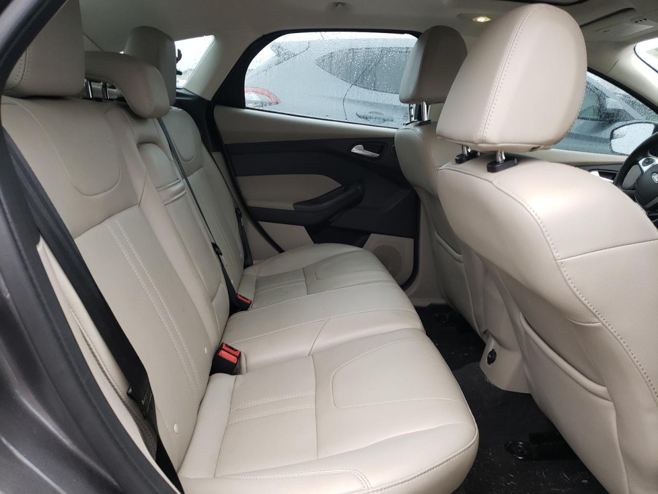 2012 FORD FOCUS SEL - 1FAHP3M21CL461891 — photo 10