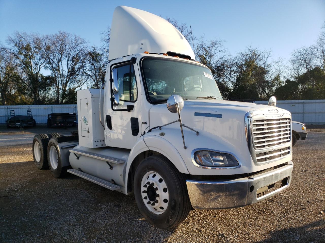 2012 FREIGHTLINER M2 112 MED - 1FUJC5DX7CHBR9064 — photo 1
