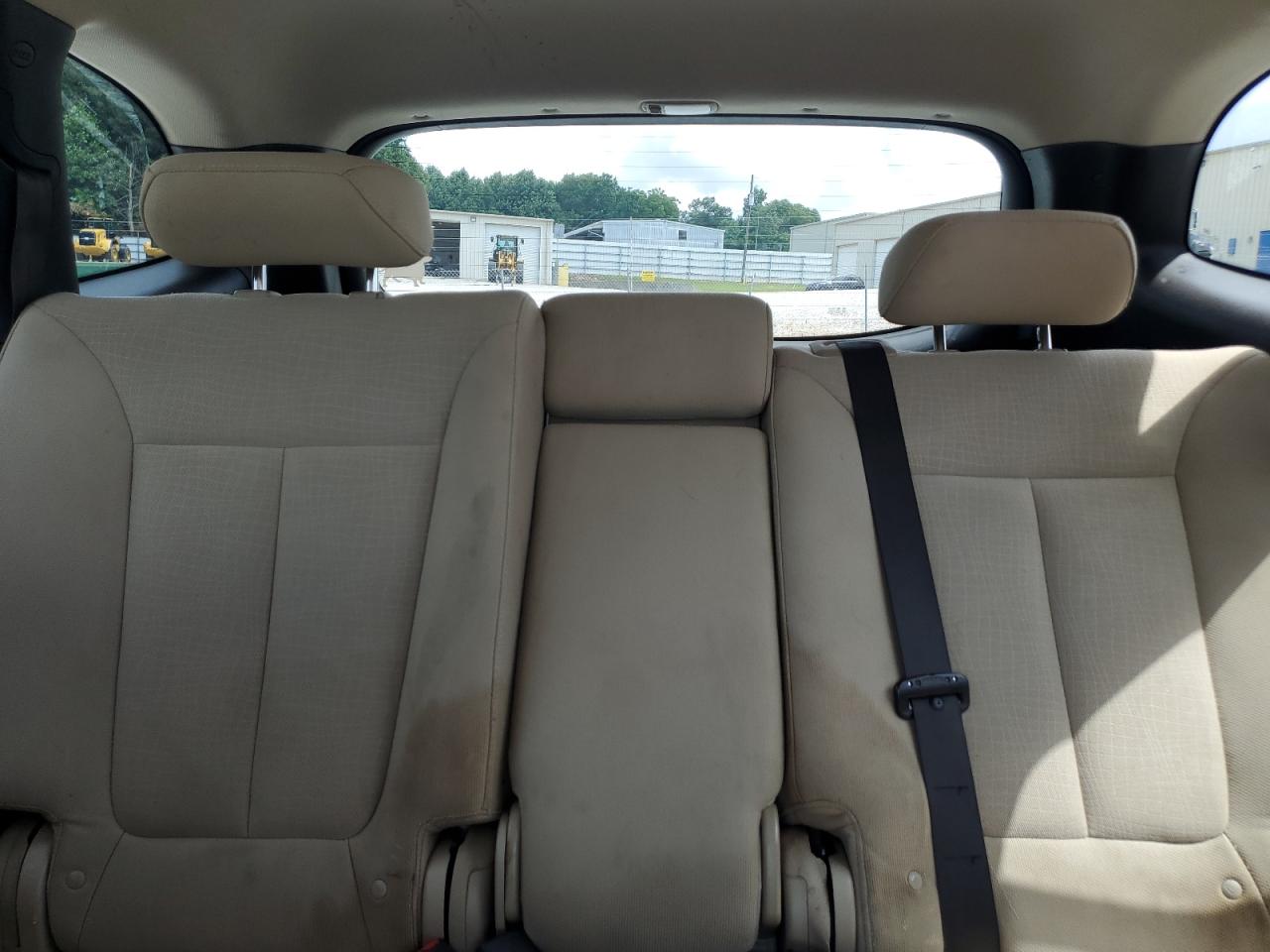 2012 HYUNDAI SANTA FE G - 5XYZGDAB6CG096385 — photo 10