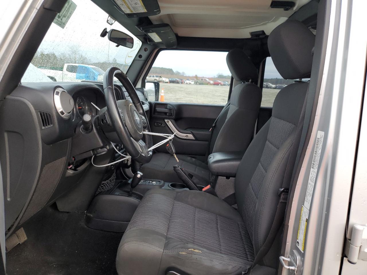 2012 JEEP WRANGLER U - 1C4BJWEG9CL260818 — photo 7