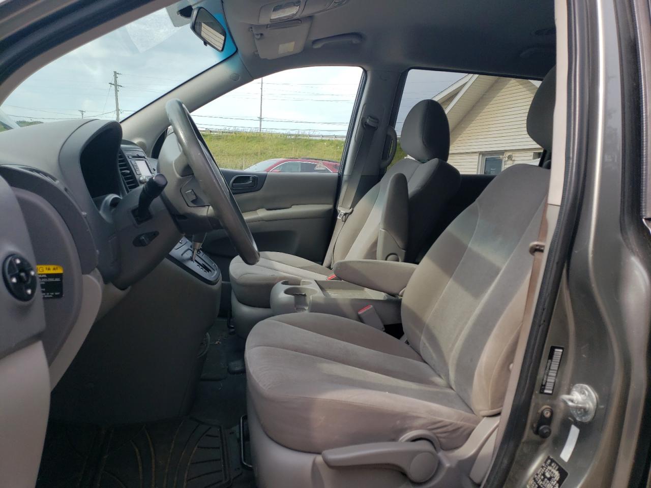 2012 KIA SEDONA LX - KNDMG4C77C6449626 — photo 7