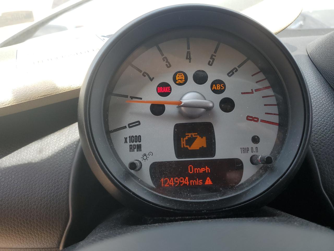 2012 MINI COOPER S C - WMWZC3C59CWM27358 — photo 8