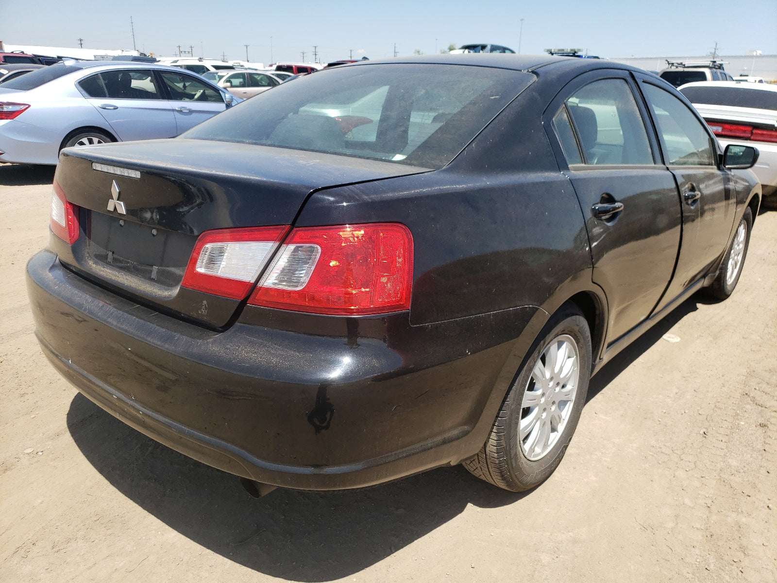 2012 MITSUBISHI GALANT FE - 4A32B2FF3CE016899 — photo 4