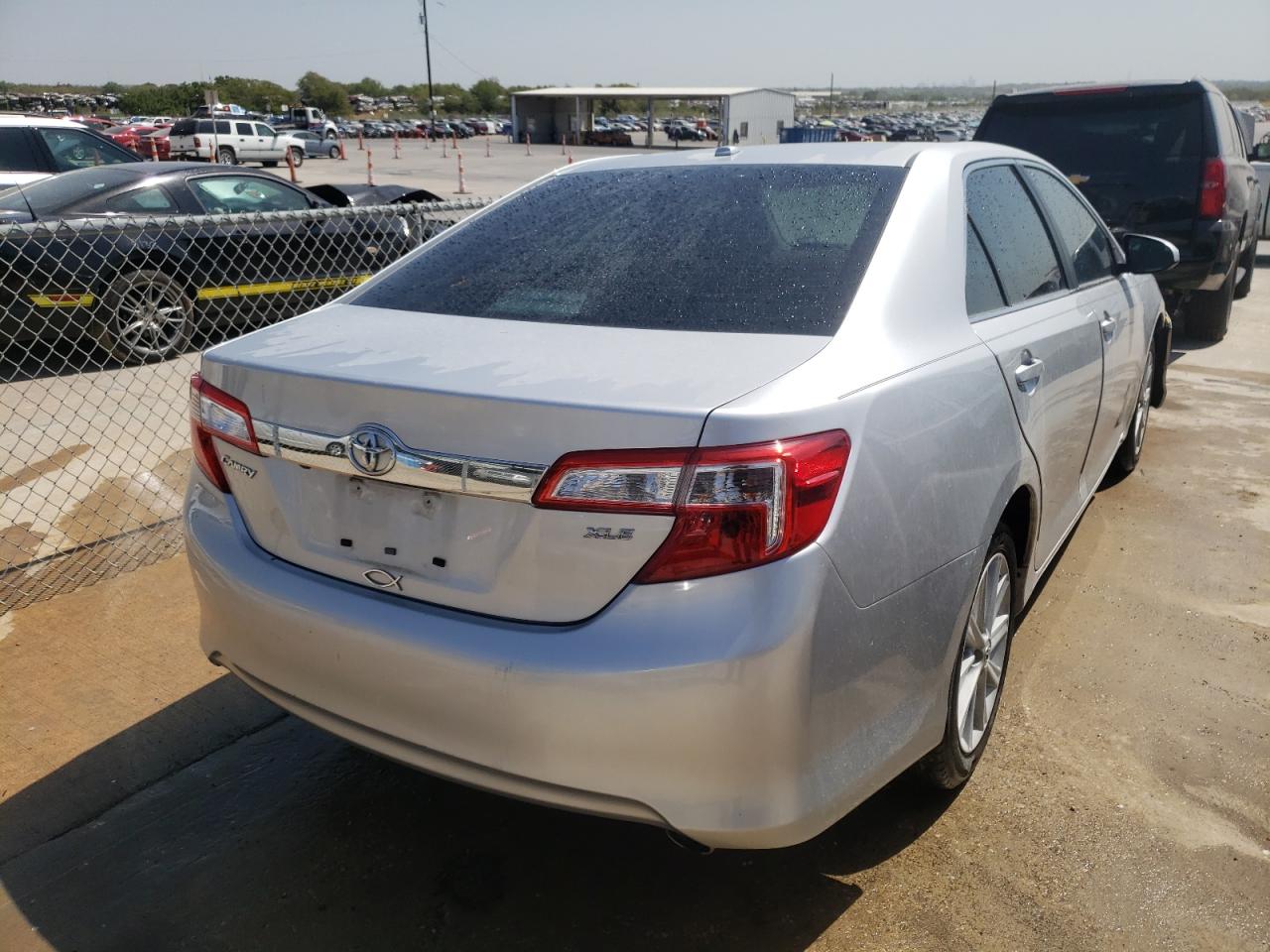 2012 TOYOTA CAMRY BASE - 4T4BF1FK9CR260692 — photo 4