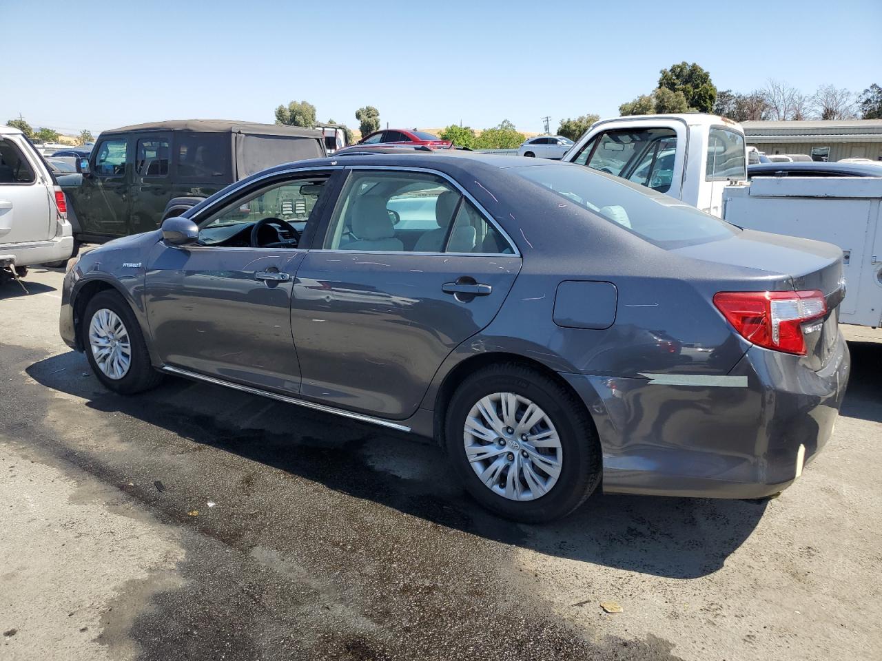 2012 TOYOTA CAMRY HYBR - 4T1BD1FK3CU012955 — photo 2