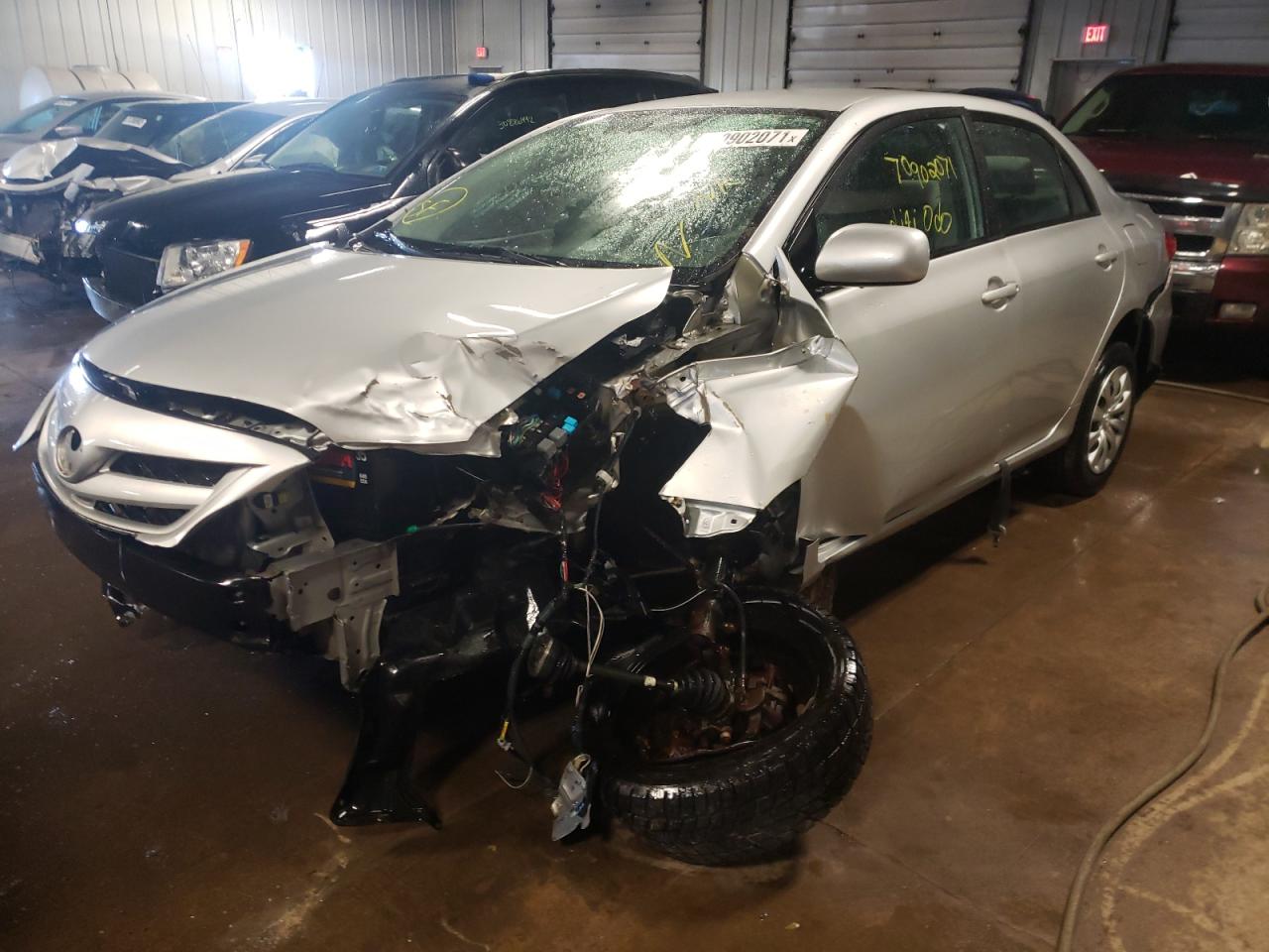 2012 TOYOTA COROLLA BA - 5YFBU4EE0CP046902 — photo 2