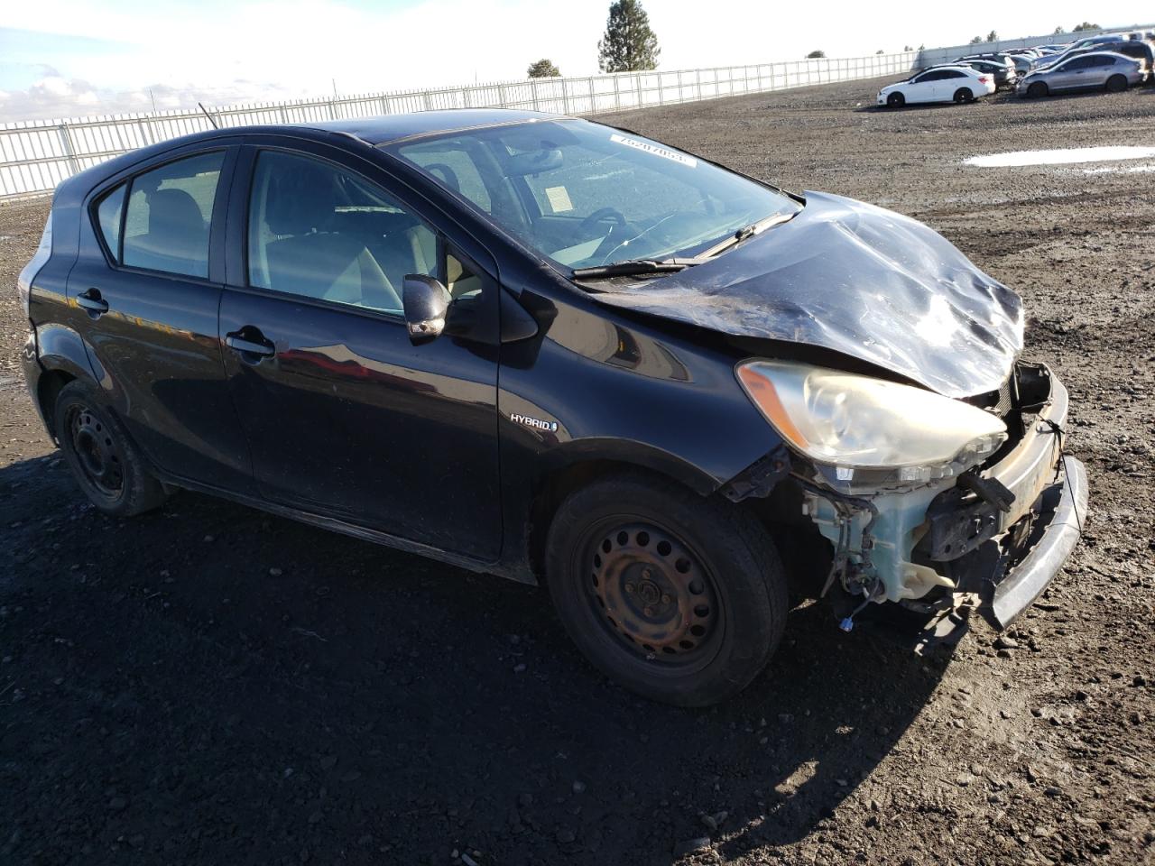 2012 TOYOTA PRIUS C - JTDKDTB33C1524764 — photo 4