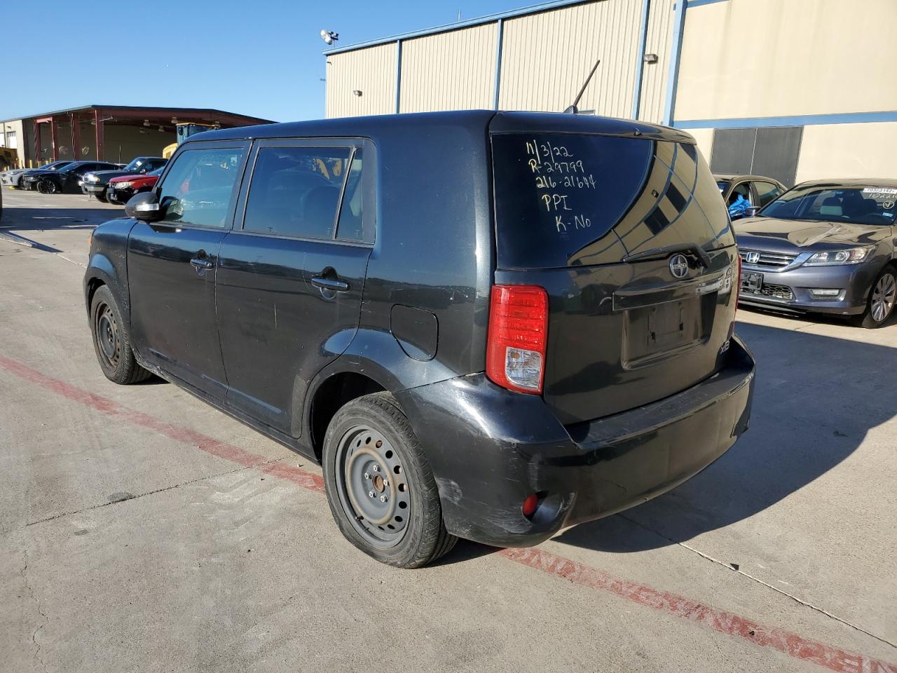 2012 TOYOTA SCION XB - JTLZE4FE8CJ001869 — photo 2