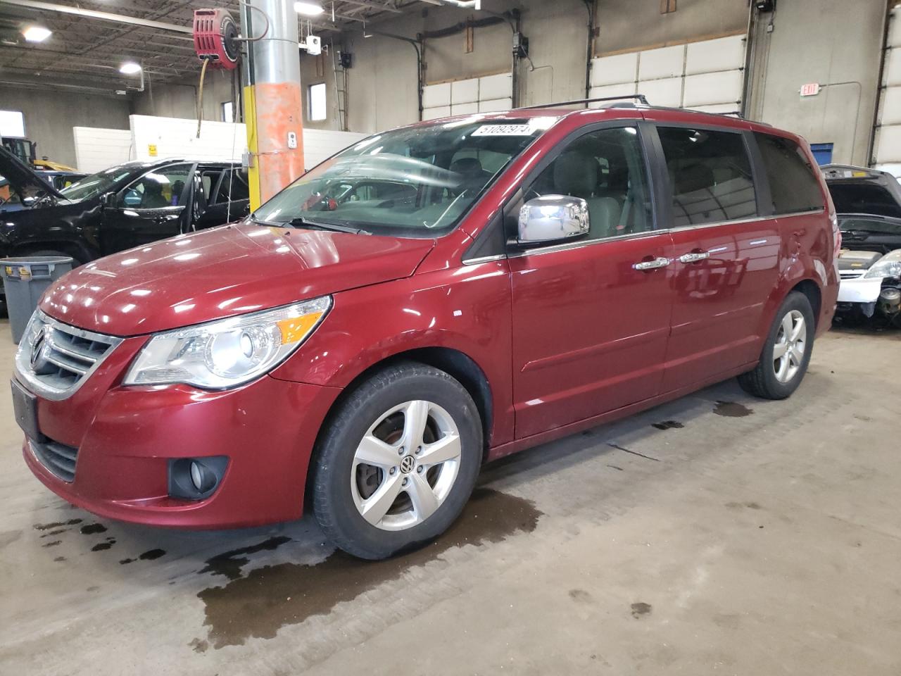 2012 VOLKSWAGEN ROUTAN SEL - 2C4RVADG9CR353885 — photo 1