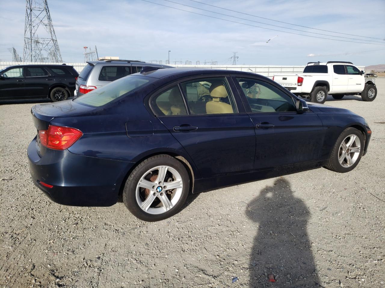 2013 BMW 328 I - WBA3A5C50DF353725 — photo 3